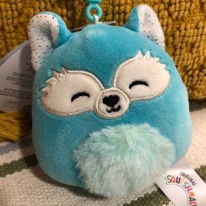 Turquoise/Blue Fox Squishmallow Clip "Dabney"